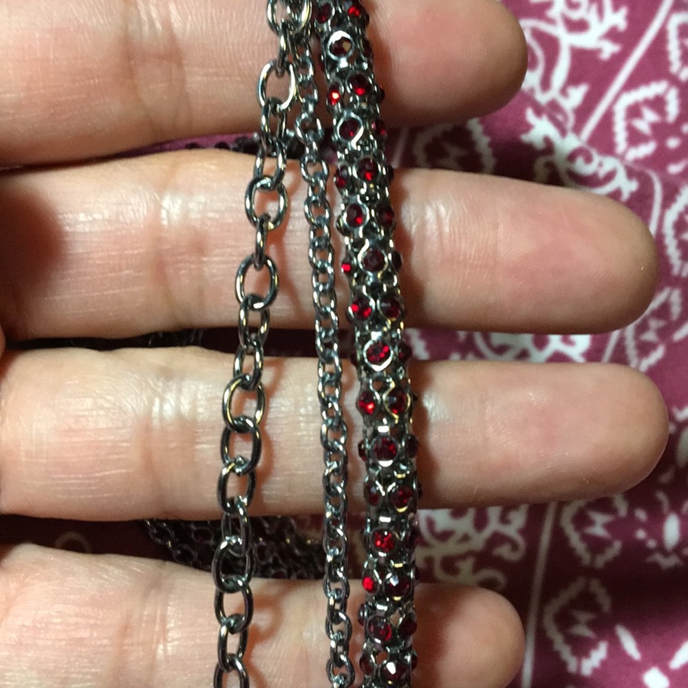 Simply Vera necklace